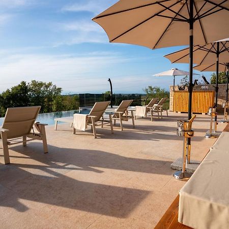 Restaurant & Villa Morgan Brtonigla Exteriör bild