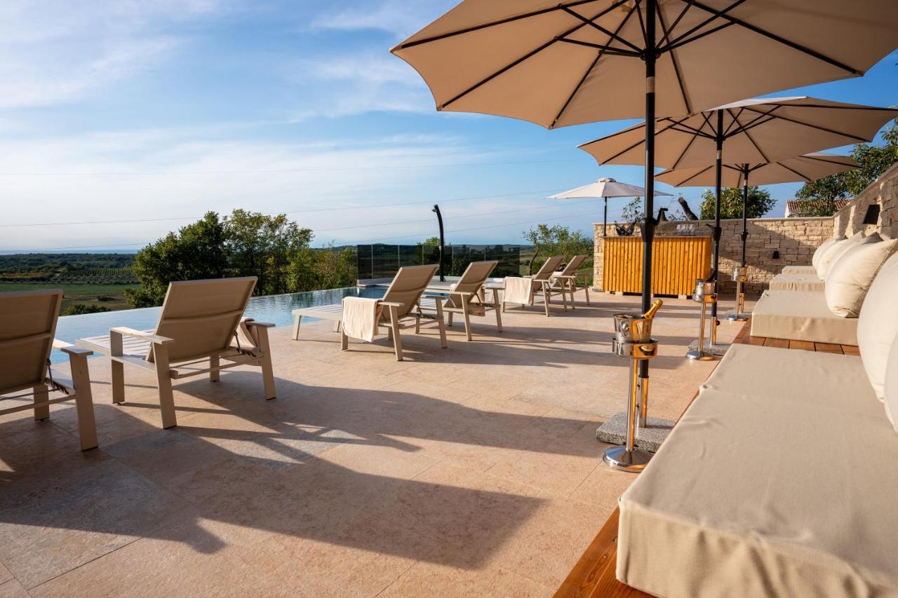 Restaurant & Villa Morgan Brtonigla Exteriör bild